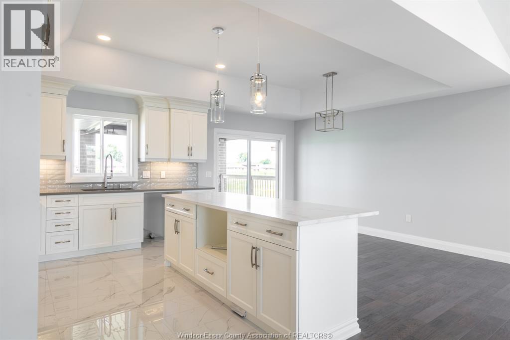 14 NOBLE, Amherstburg, Ontario, N9V0G3 — Photo 7