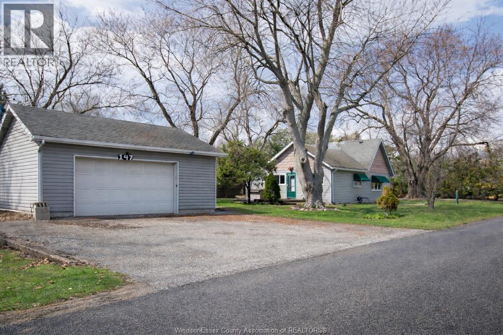 147 Allison AVENUE, Harrow, Ontario, N0R1G0 — Photo 2