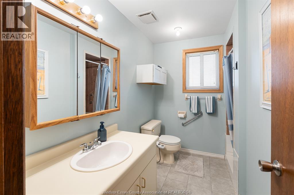 12510 LITTLE RIVER BOULEVARD, Tecumseh, Ontario, N8N4H3 — Photo 17