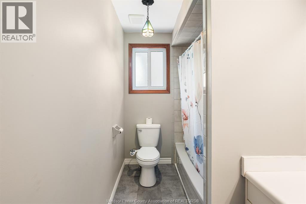 12510 LITTLE RIVER BOULEVARD, Tecumseh, Ontario, N8N4H3 — Photo 21