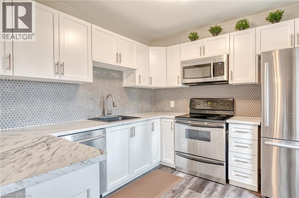 118 CAMERON Avenue N, Hamilton, Ontario, L8H4Z2 — Photo 14