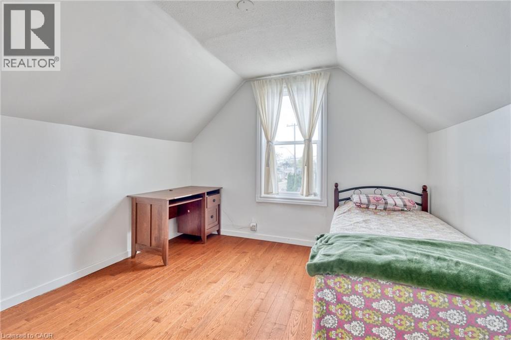 118 CAMERON Avenue N, Hamilton, Ontario, L8H4Z2 — Photo 21