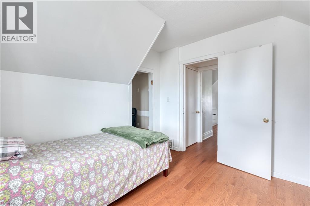 118 CAMERON Avenue N, Hamilton, Ontario, L8H4Z2 — Photo 22