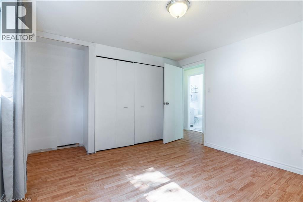 232 CEDARWOODS Crescent, Kitchener, Ontario, N2C2J8 — Photo 11
