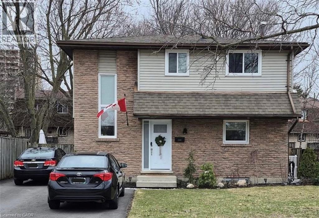 232 CEDARWOODS Crescent, Kitchener, Ontario, N2C2J8 — Photo 5