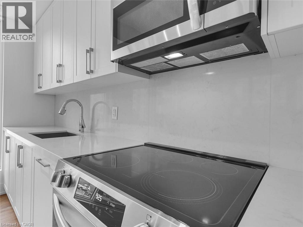 2450 OLD BRONTE Road Unit# 203, Oakville, Ontario, L6M5P6 — Photo 14