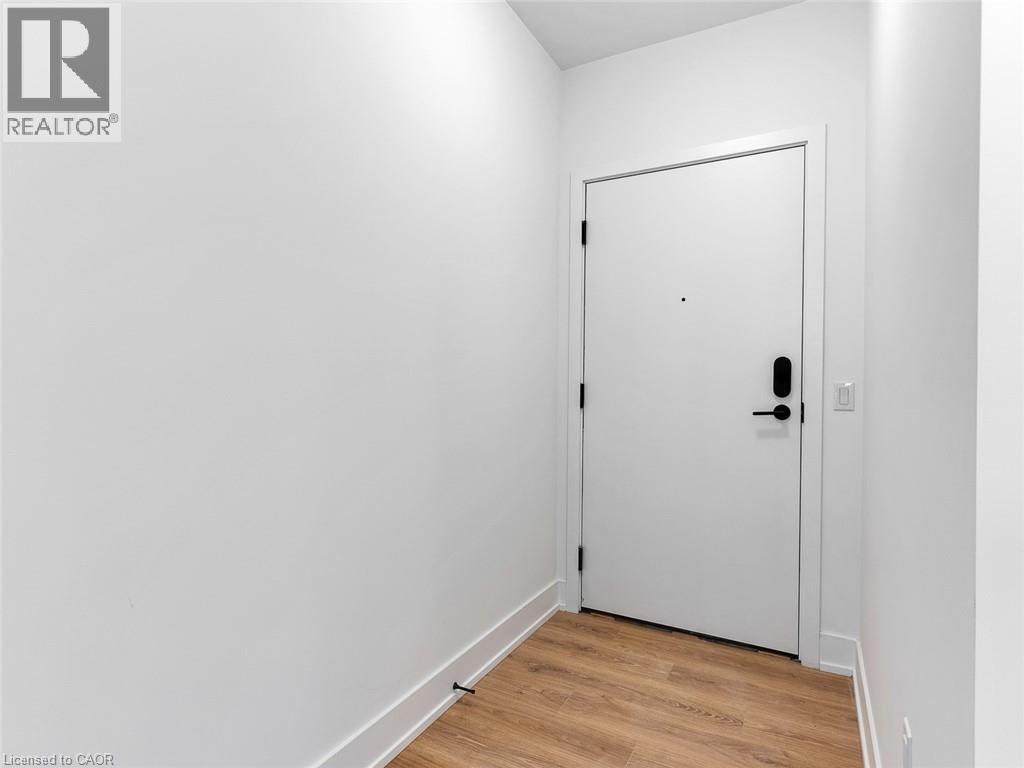 2450 OLD BRONTE Road Unit# 203, Oakville, Ontario, L6M5P6 — Photo 6