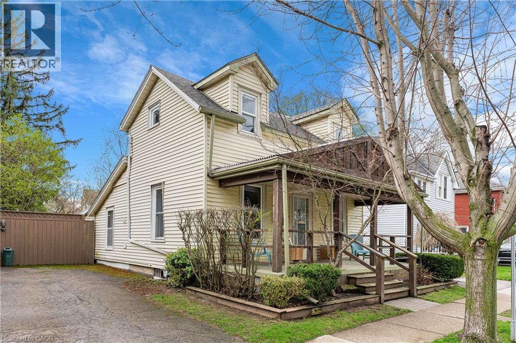 62 LOUISA Street, St. Catharines, Ontario, L2R2J8 — Photo 3