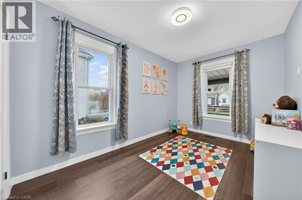 62 LOUISA Street, St. Catharines, Ontario, L2R2J8 — Photo 8