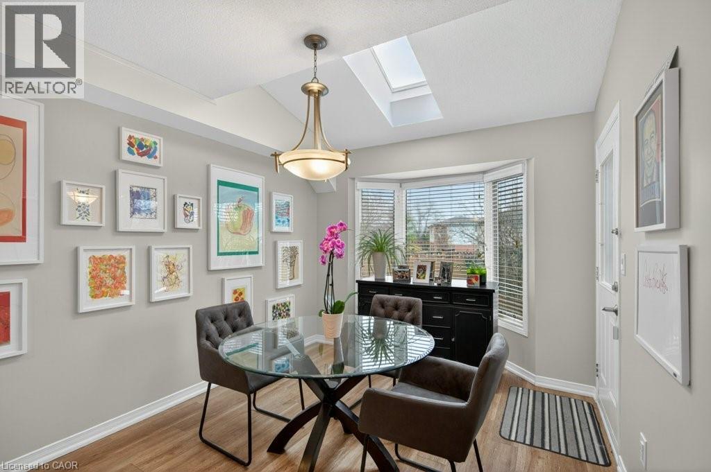 7 PERTHSHIRE Court, Hamilton, Ontario, L9B2H1 — Photo 11