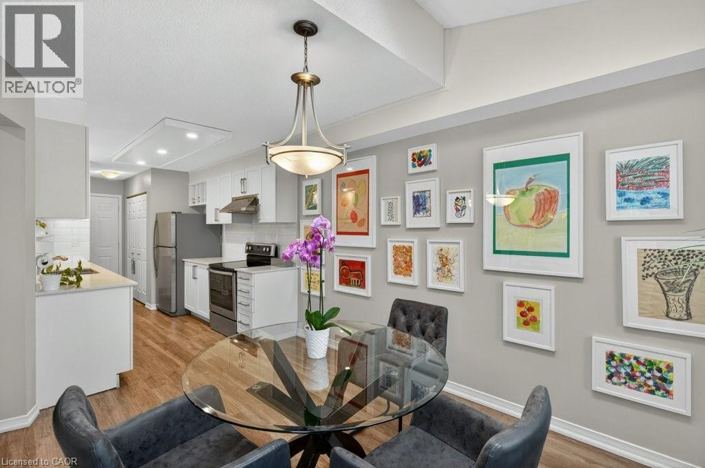 7 PERTHSHIRE Court, Hamilton, Ontario, L9B2H1 — Photo 12