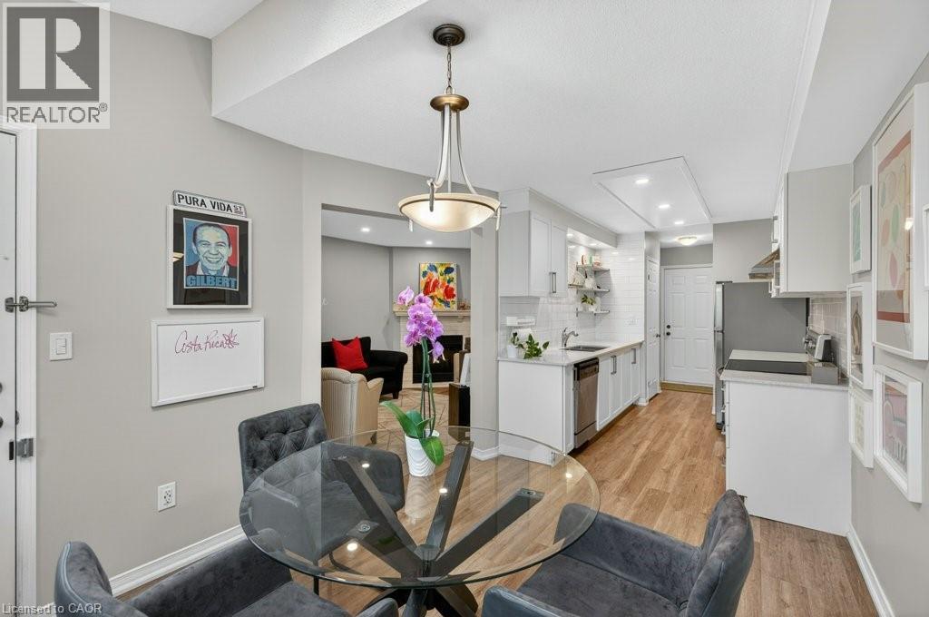 7 PERTHSHIRE Court, Hamilton, Ontario, L9B2H1 — Photo 13