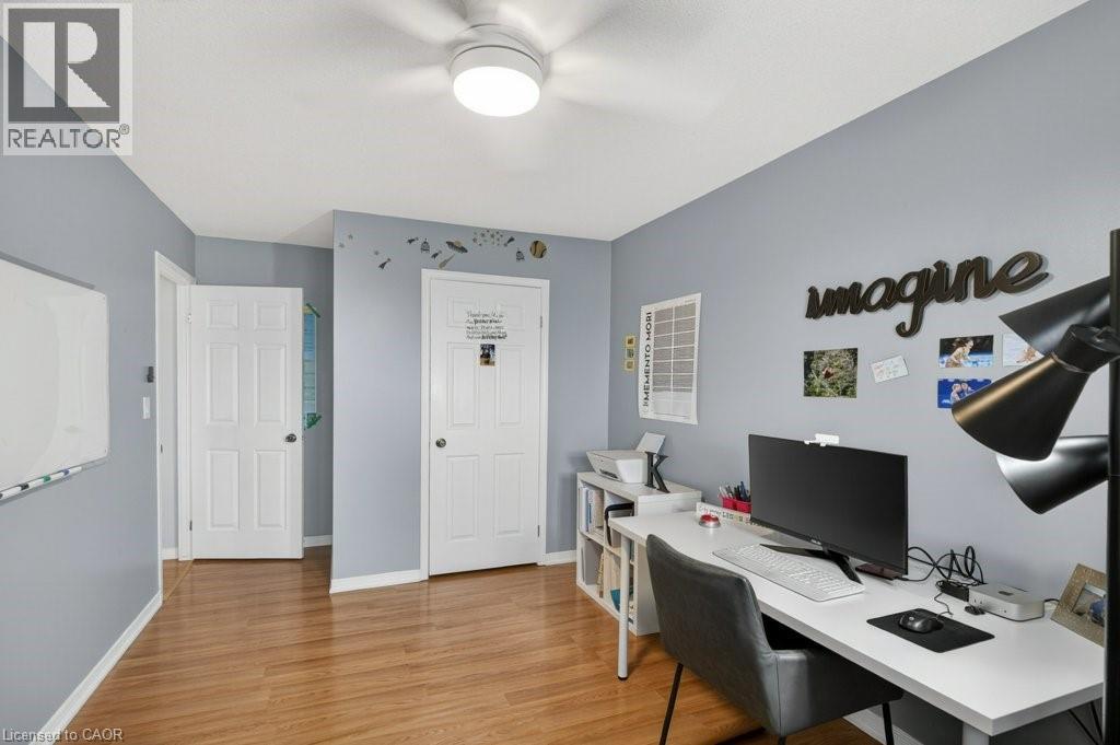 7 PERTHSHIRE Court, Hamilton, Ontario, L9B2H1 — Photo 23