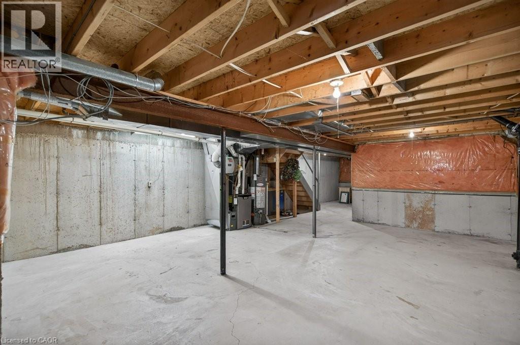 7 PERTHSHIRE Court, Hamilton, Ontario, L9B2H1 — Photo 28