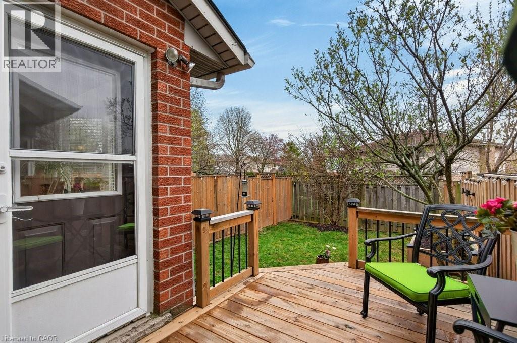 7 PERTHSHIRE Court, Hamilton, Ontario, L9B2H1 — Photo 31