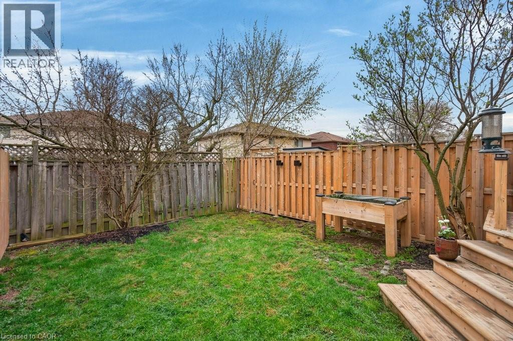 7 PERTHSHIRE Court, Hamilton, Ontario, L9B2H1 — Photo 34