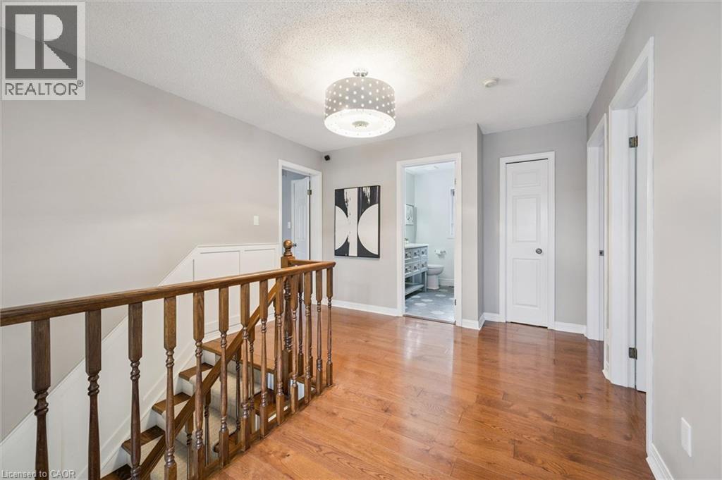 245 SHAGBARK Court, Waterloo, Ontario, N2K3H9 — Photo 15