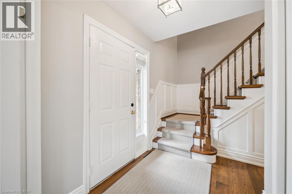 245 SHAGBARK Court, Waterloo, Ontario, N2K3H9 — Photo 4