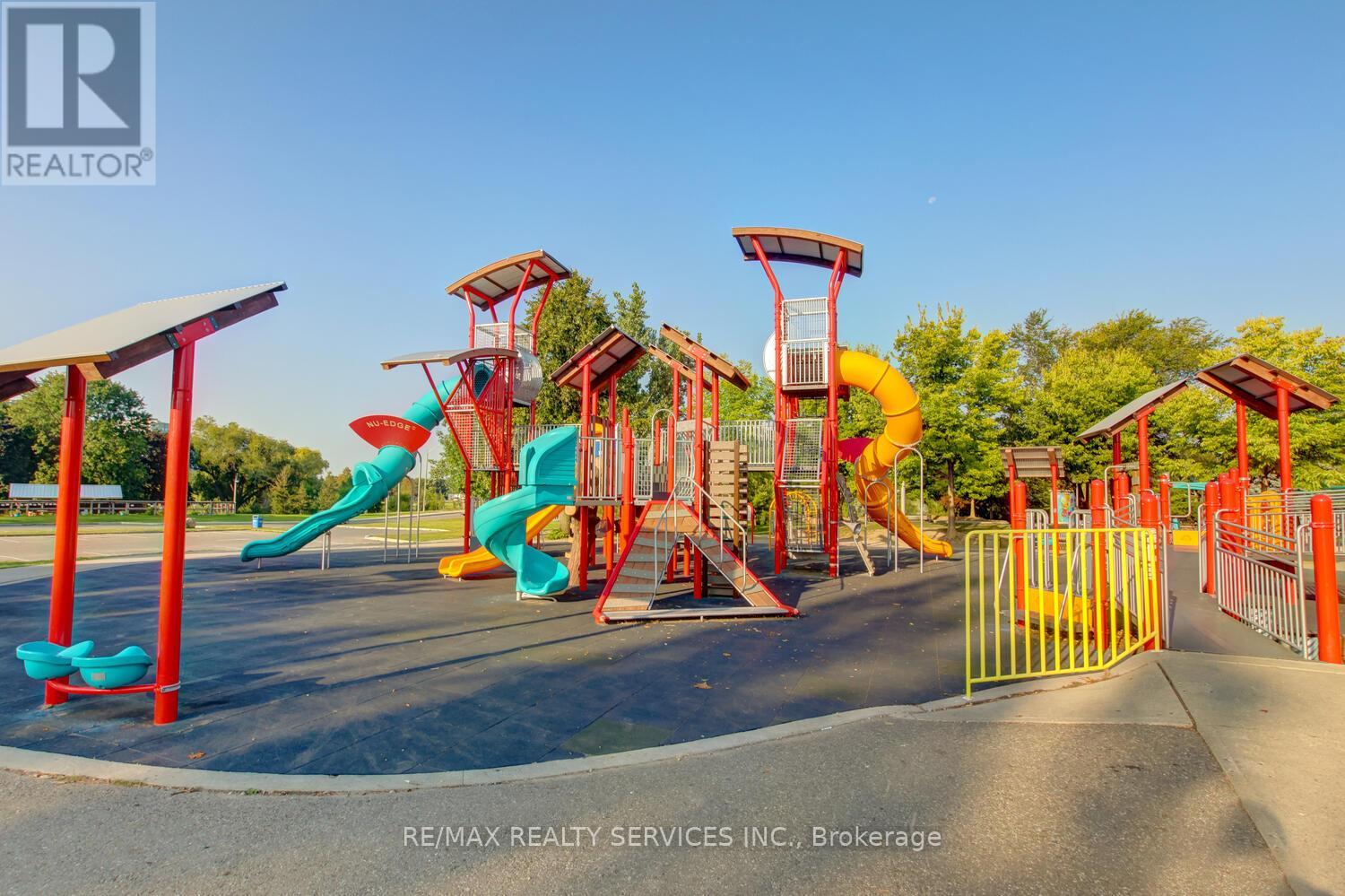 7 HAMLET COURT, Brampton (Central Park), Ontario, L6S1X5 — Photo 44