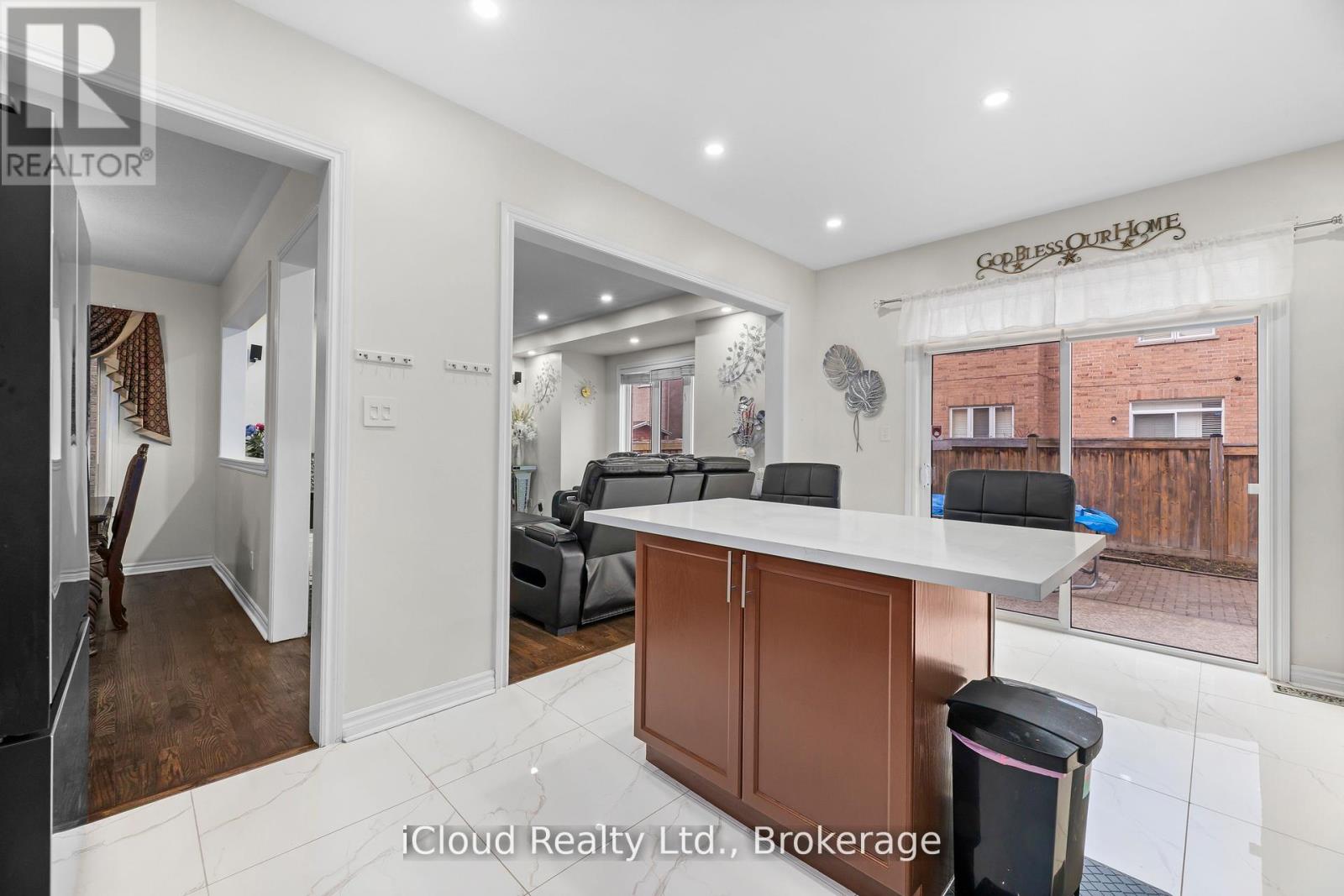 75 IRON BLOCK DRIVE, Brampton (Northwest Sandalwood Parkway), Ontario, L7A0J1 — Photo 18