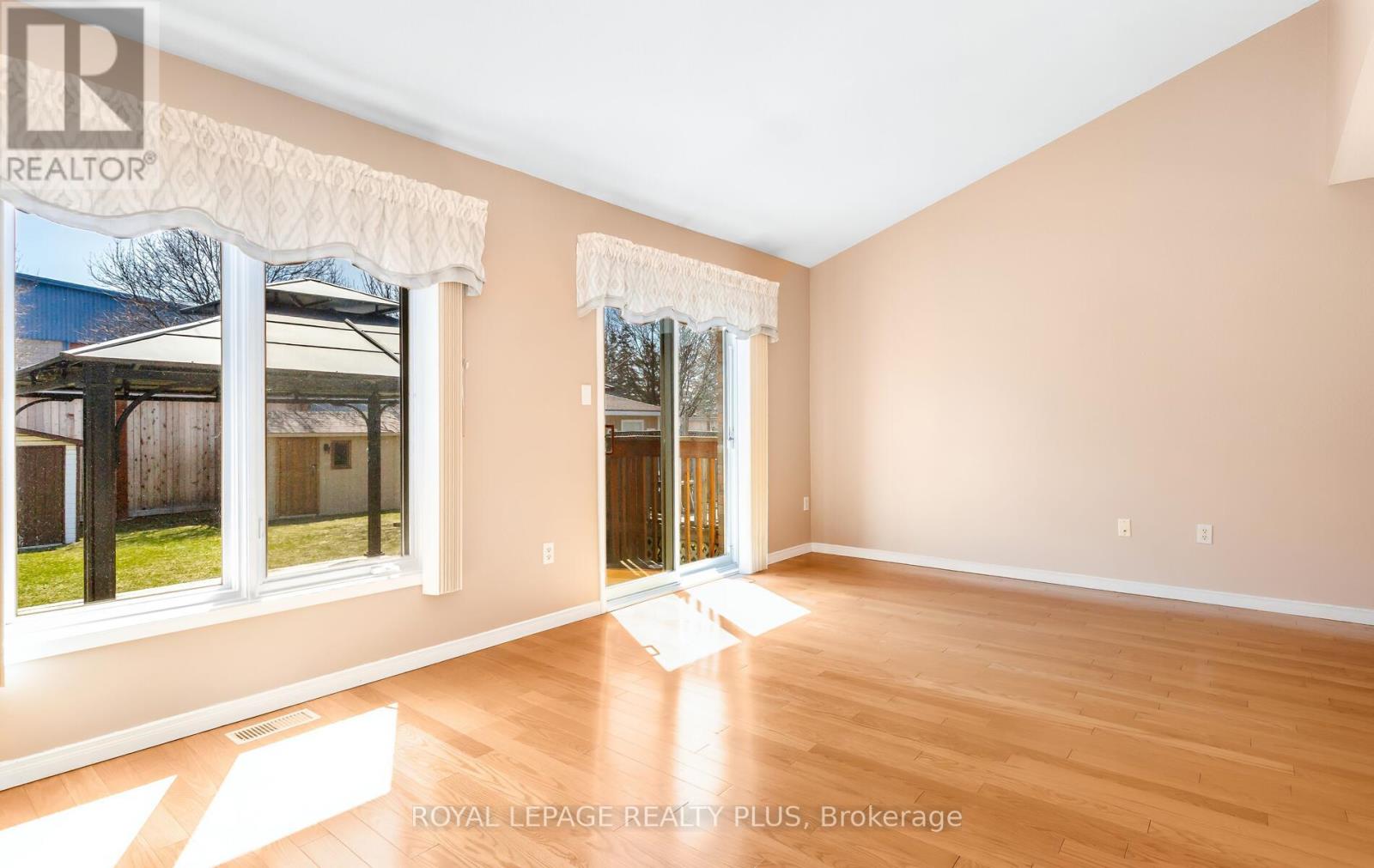 1239 BLANSHARD DRIVE, Burlington (Tansley), Ontario, L7M4N6 — Photo 12
