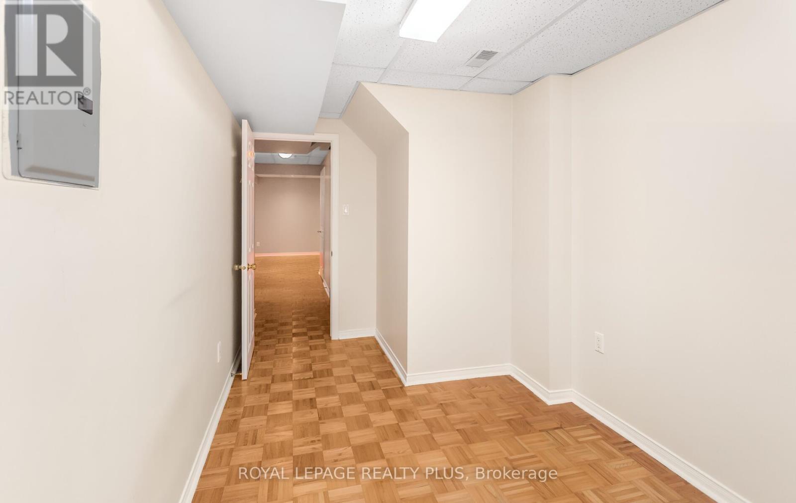 1239 BLANSHARD DRIVE, Burlington (Tansley), Ontario, L7M4N6 — Photo 40