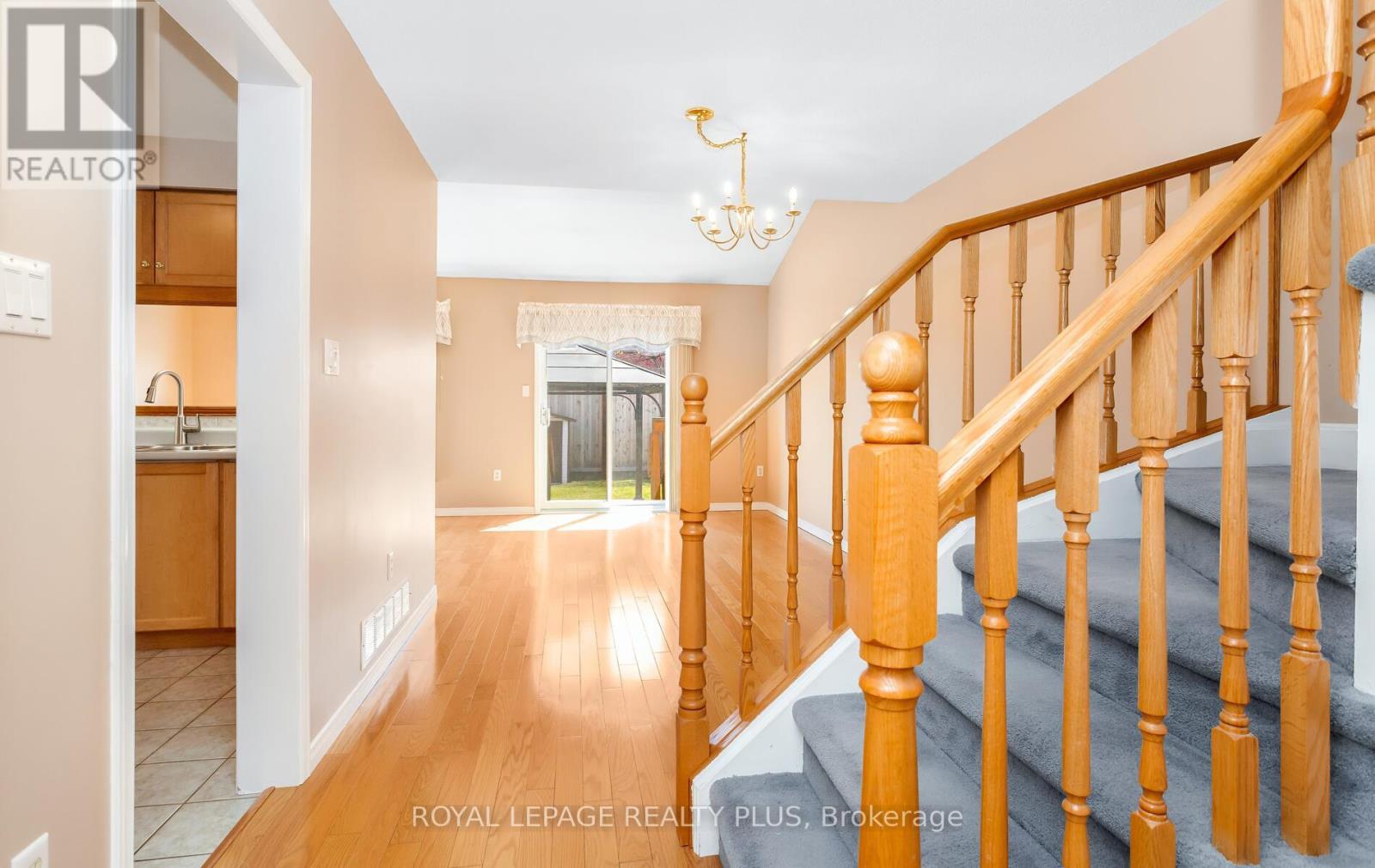 1239 BLANSHARD DRIVE, Burlington (Tansley), Ontario, L7M4N6 — Photo 5