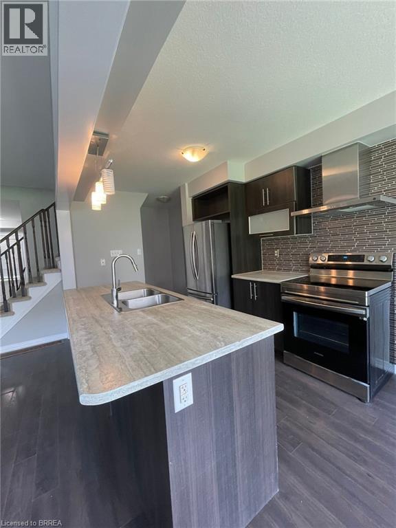 111 BISSET Avenue, Brantford, Ontario, N3T0H4 — Photo 5