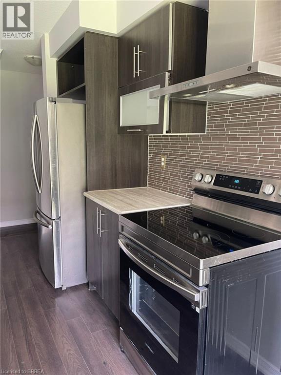 111 BISSET Avenue, Brantford, Ontario, N3T0H4 — Photo 6