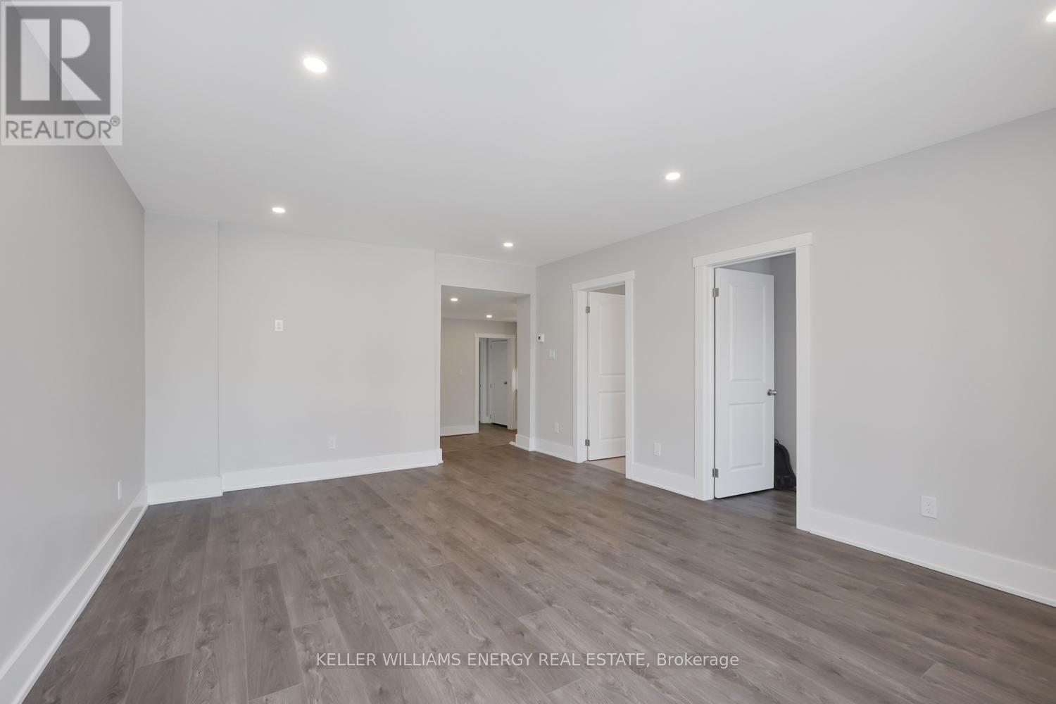 MAIN FLOOR - 89 ORCHARD VIEW BOULEVARD, Oshawa (Centennial), Ontario, L1G3N8 — Photo 9