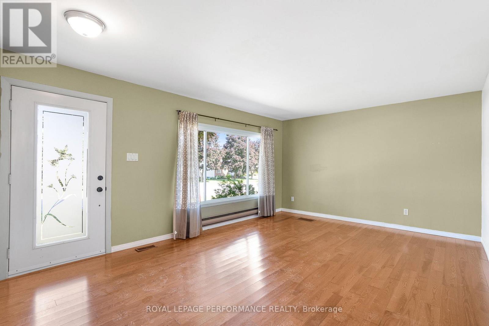 69 HOME AVENUE, Champlain, Ontario, K0B1R0 — Photo 2
