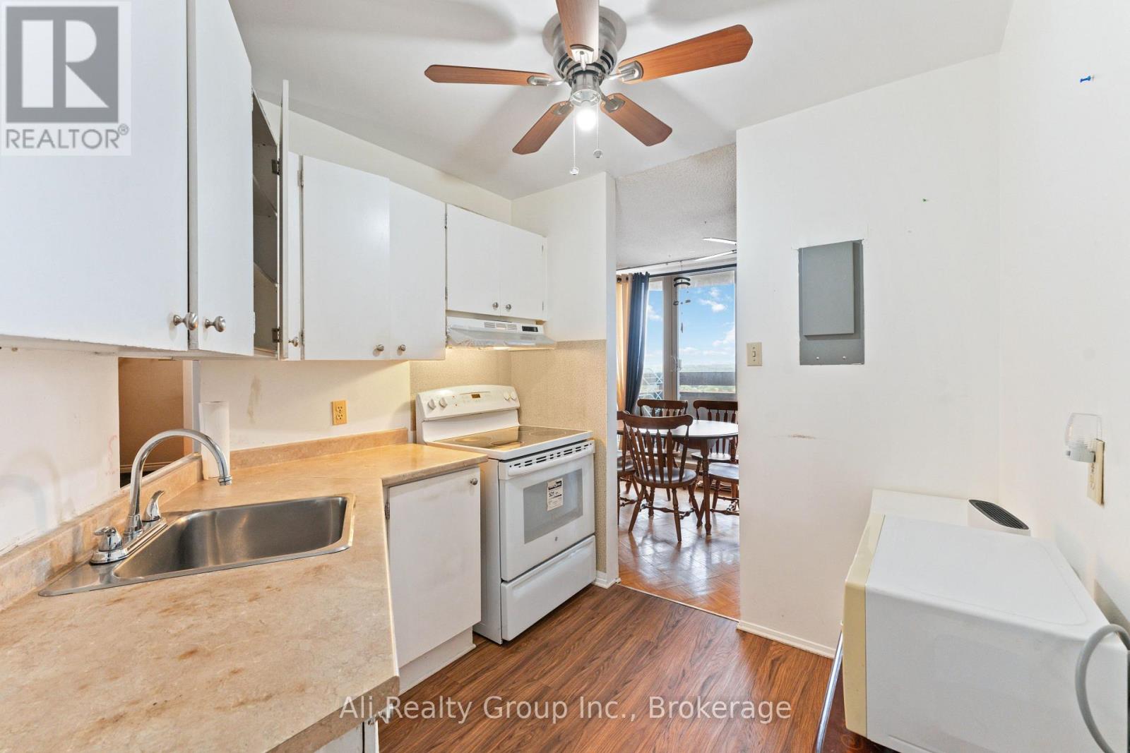 1218 - 2020 JASMINE CRESCENT, Ottawa, Ontario, K1J8K5 — Photo 12