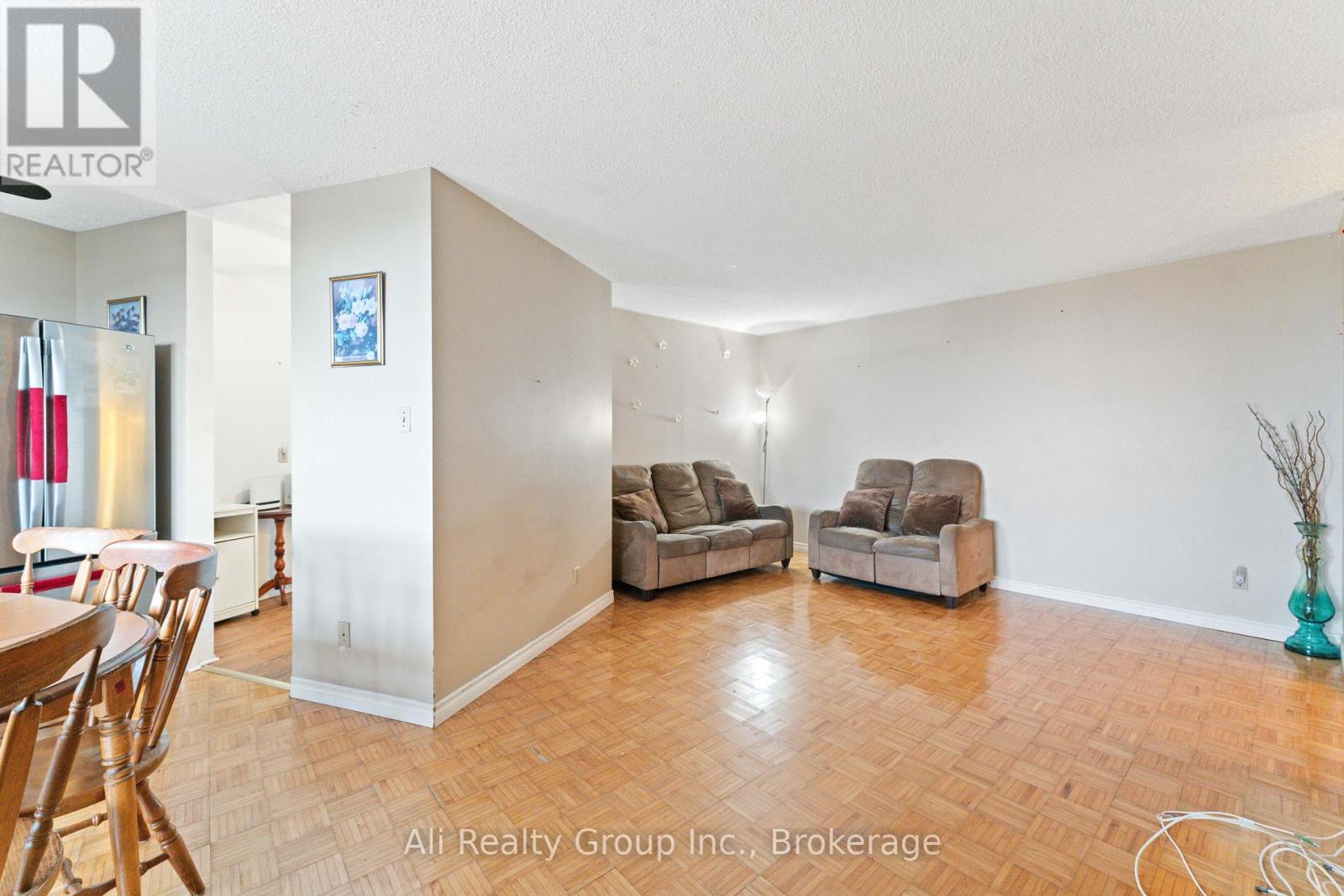 1218 - 2020 JASMINE CRESCENT, Ottawa, Ontario, K1J8K5 — Photo 8
