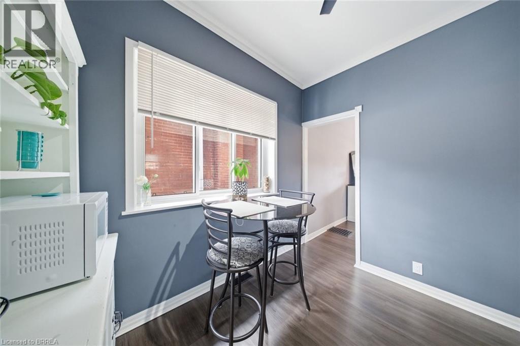 8 CARLYLE Street, Brantford, Ontario, N3T2C1 — Photo 14