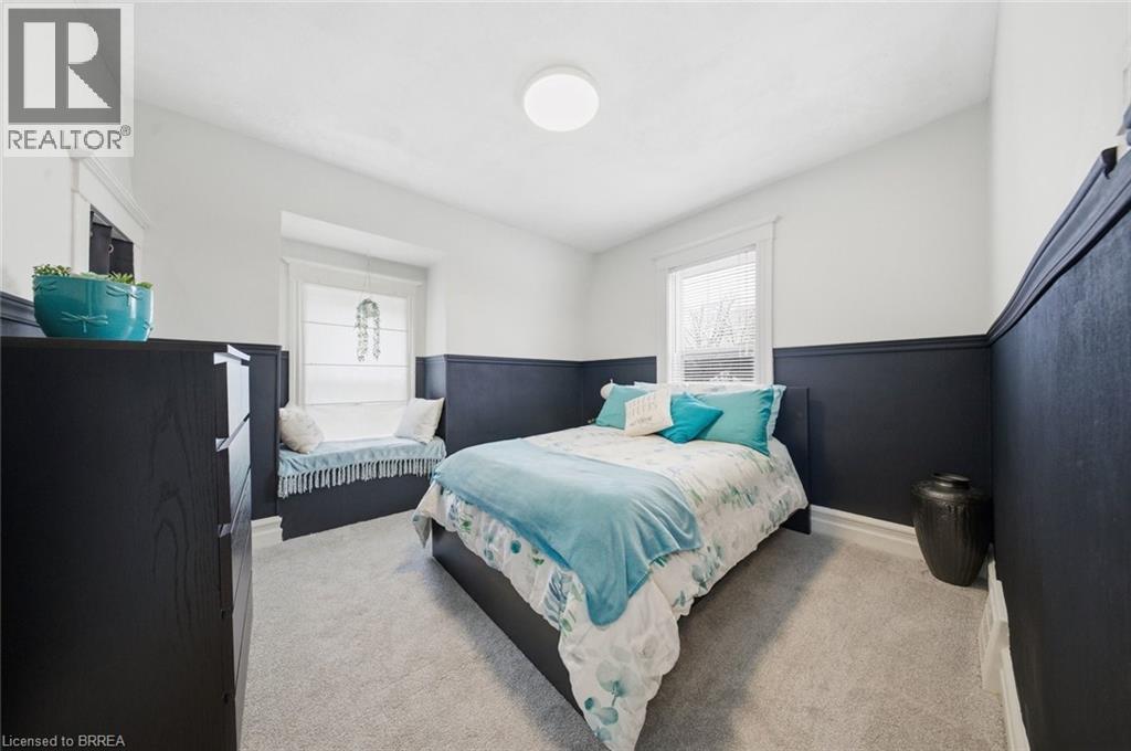 8 CARLYLE Street, Brantford, Ontario, N3T2C1 — Photo 19