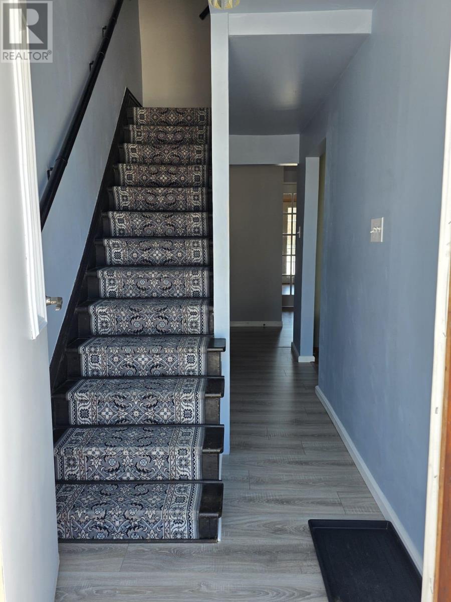 1317 Home AVE, Thunder Bay, Ontario, P7E3B8 — Photo 5