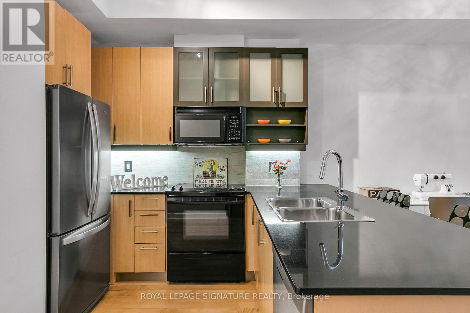 G25 - 350 WELLINGTON STREET W, Toronto (Waterfront Communities), Ontario, M5V3W9 — Photo 10