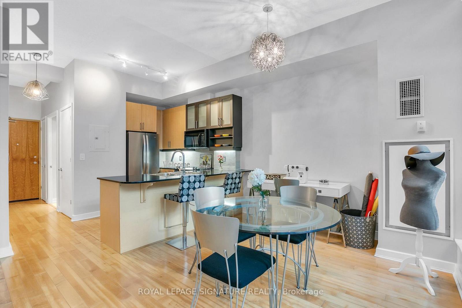 G25 - 350 WELLINGTON STREET W, Toronto (Waterfront Communities), Ontario, M5V3W9 — Photo 5