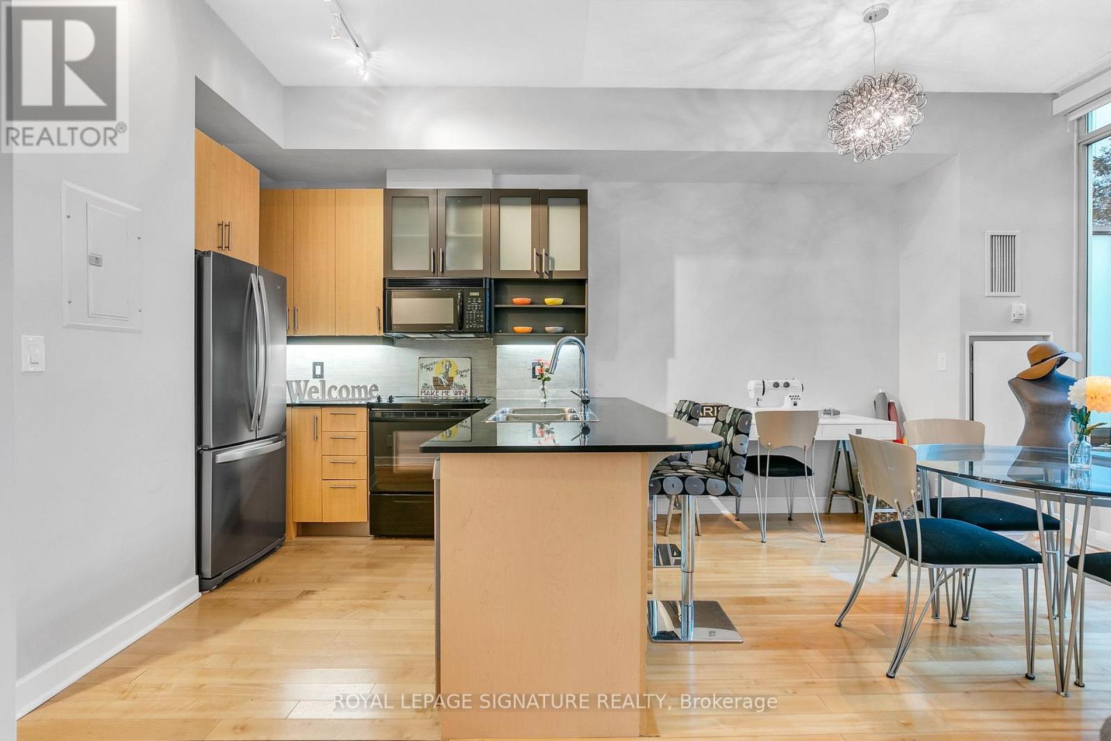 G25 - 350 WELLINGTON STREET W, Toronto (Waterfront Communities), Ontario, M5V3W9 — Photo 9