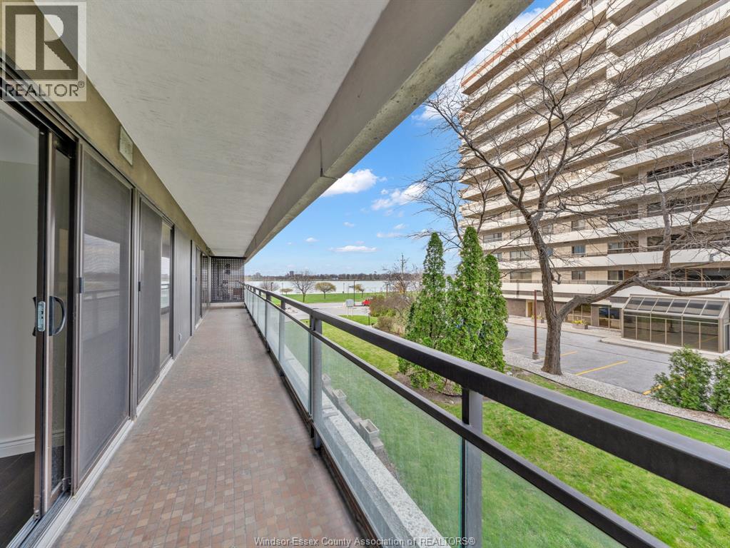 5125 RIVERSIDE DRIVE East Unit# 202, Windsor, Ontario, N8S4L8 — Photo 23