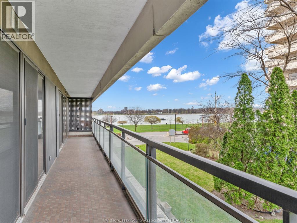 5125 RIVERSIDE DRIVE East Unit# 202, Windsor, Ontario, N8S4L8 — Photo 24