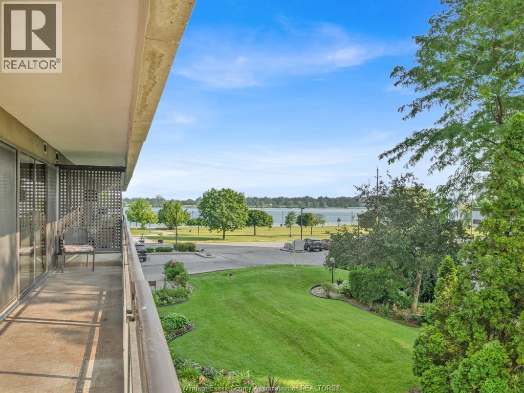 5125 RIVERSIDE DRIVE East Unit# 202, Windsor, Ontario, N8S4L8 — Photo 29