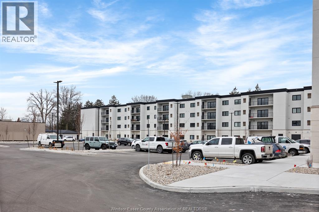 3817 Howard AVENUE Unit# 403, Windsor, Ontario, N9E0B5 — Photo 16