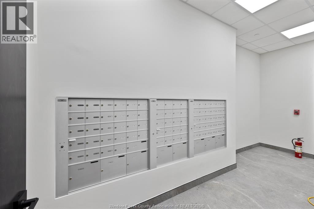 3817 Howard AVENUE Unit# 403, Windsor, Ontario, N9E0B5 — Photo 23