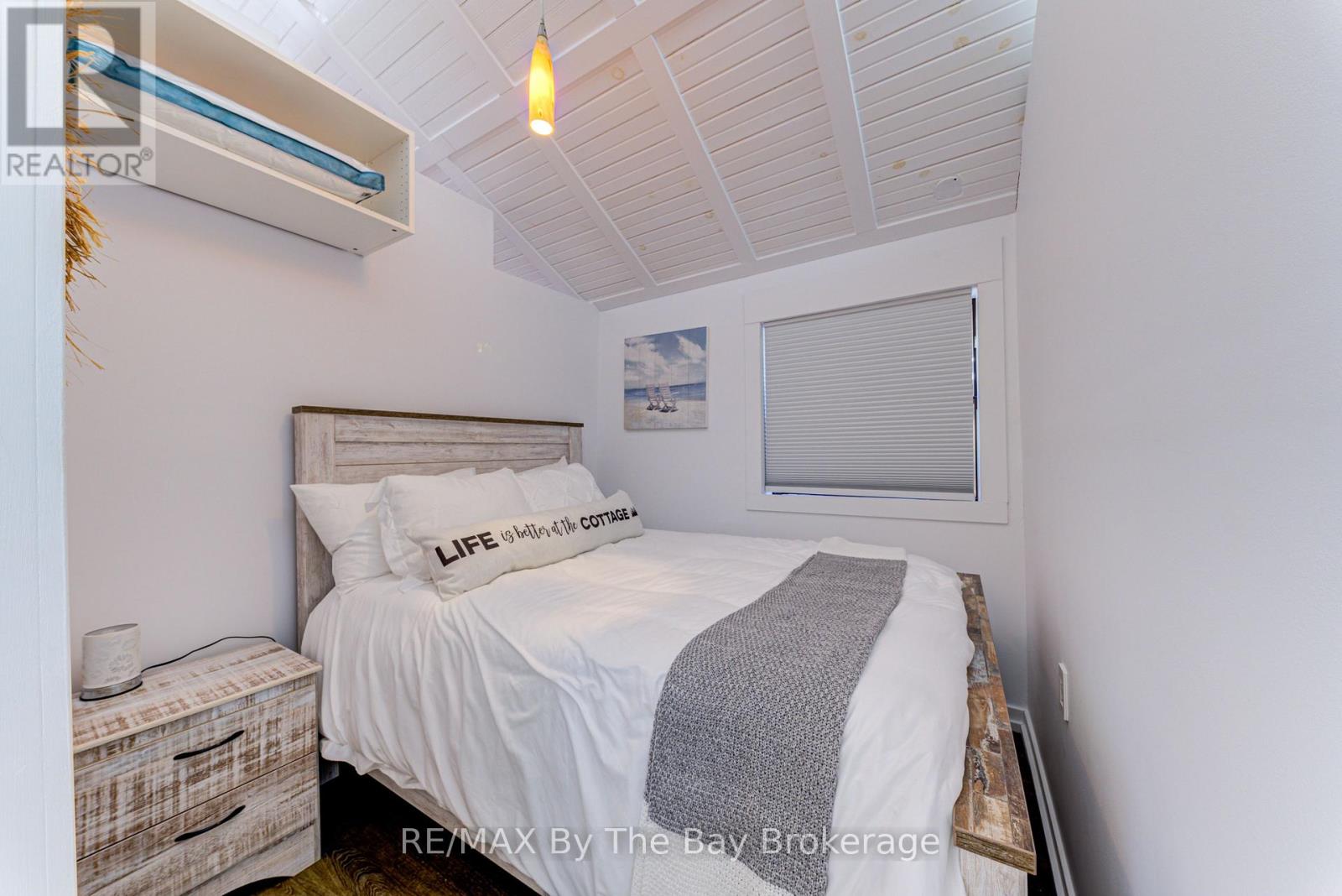 278 COASTLINE DRIVE, Wasaga Beach, Ontario, L9Z2M4 — Photo 15