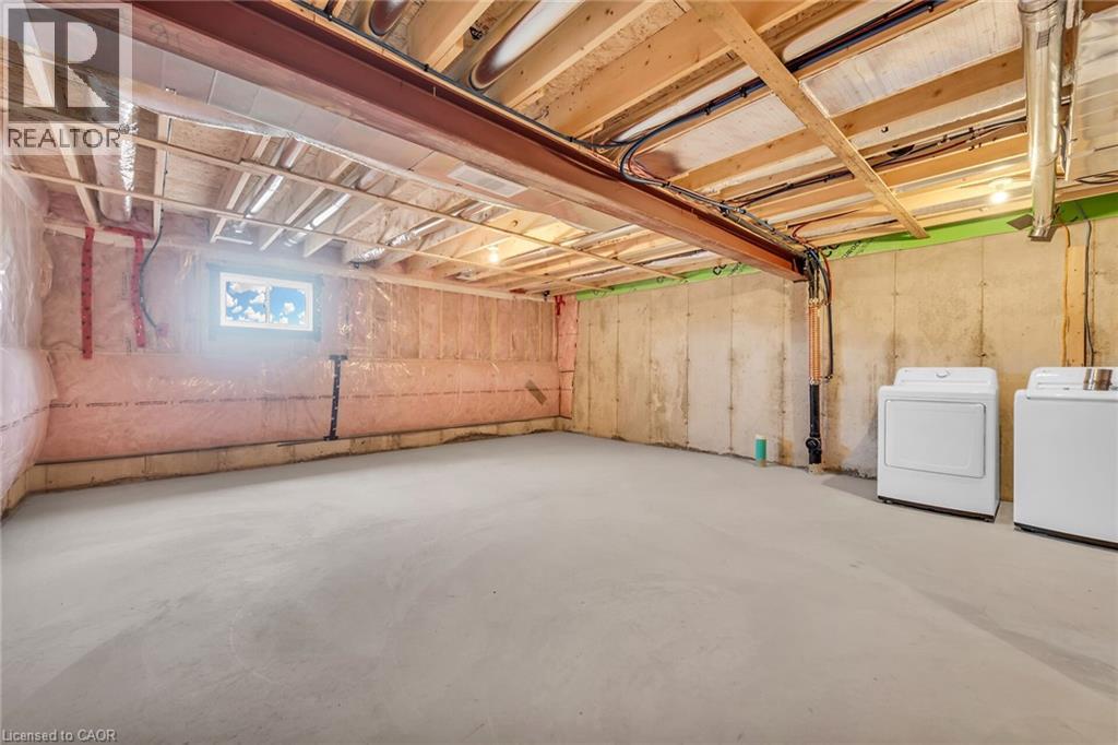 63 LLOYD DAVIES Way, Binbrook, Ontario, L0R1C0 — Photo 31