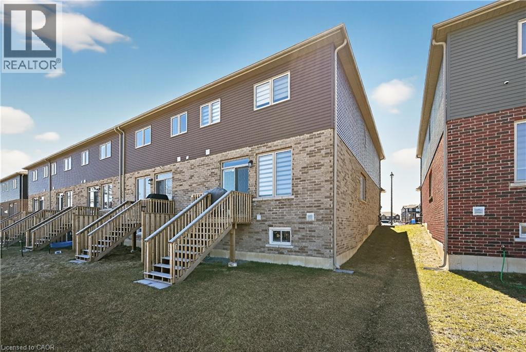 63 LLOYD DAVIES Way, Binbrook, Ontario, L0R1C0 — Photo 37