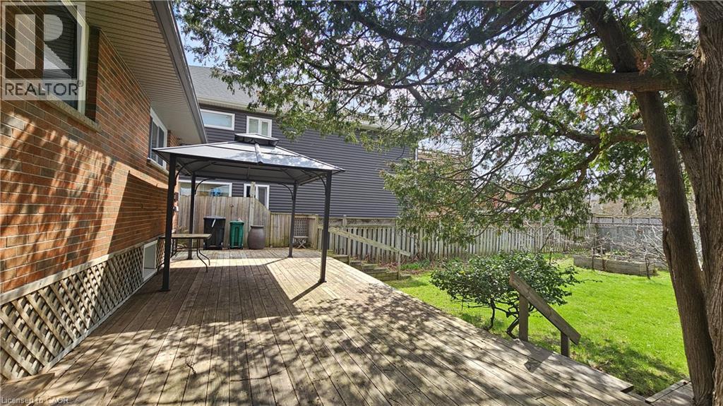 208 MONTGOMERY Road Unit# UPPER, Kitchener, Ontario, N2H3P7 — Photo 24