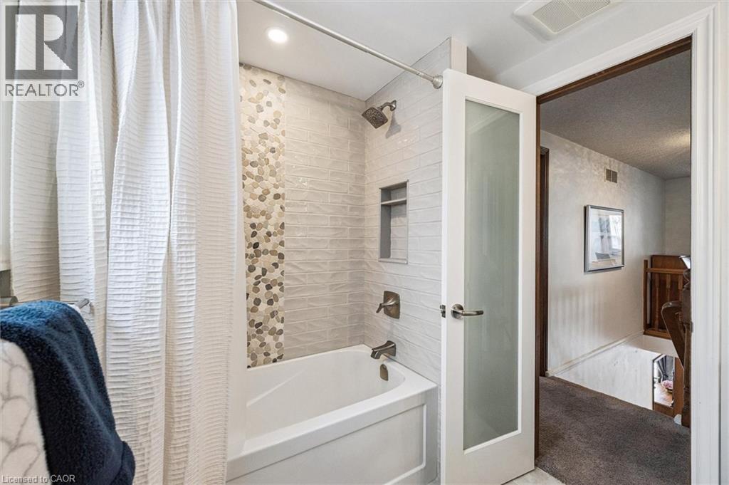 39 CELIA Crescent, Guelph, Ontario, N1G4R4 — Photo 30