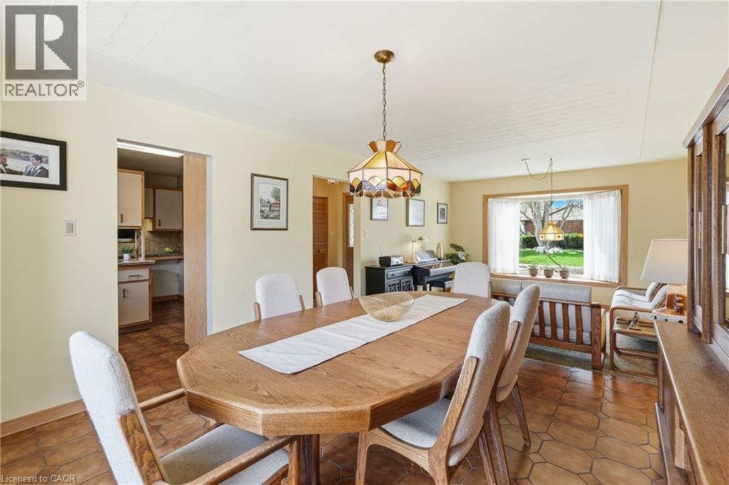 4 TILBURY Court, Hamilton, Ontario, L8T2M4 — Photo 14